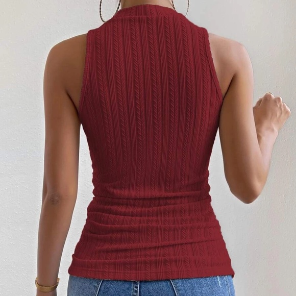 Fitted Ribbed Knit Mock Neck Tank Top - Picture 4 of 5